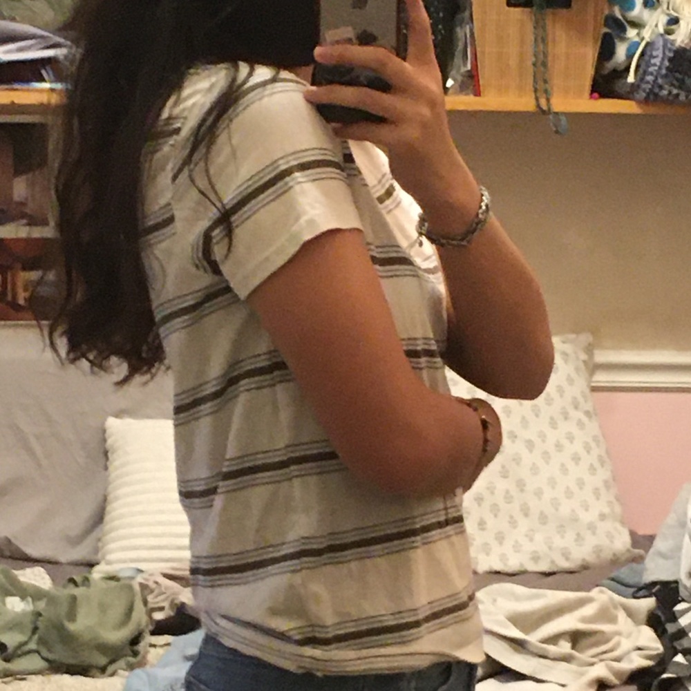 striped surfer’s tee